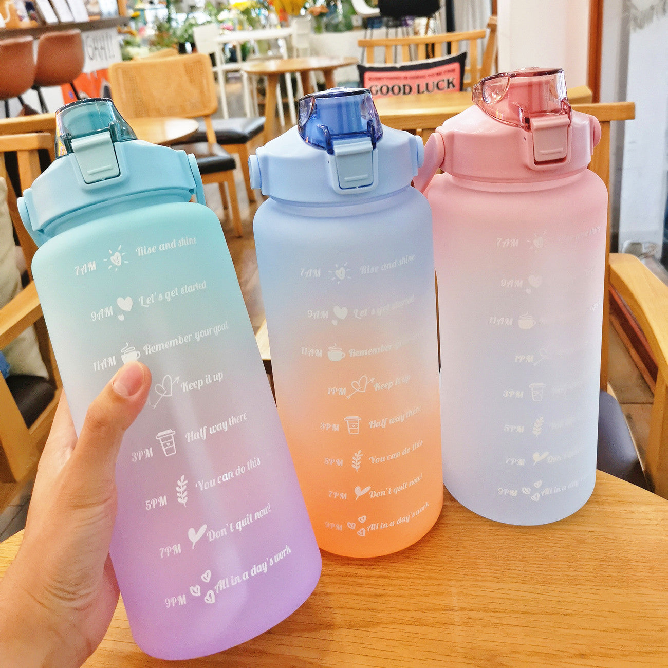 New Large Capacity Water Bottle With Straw Gradient Frosted Outdoor Plastic Cup Fitness Sports Anti-Fall Scale Water Cup